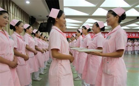 石家庄白求恩医学院护理3+3.jpg